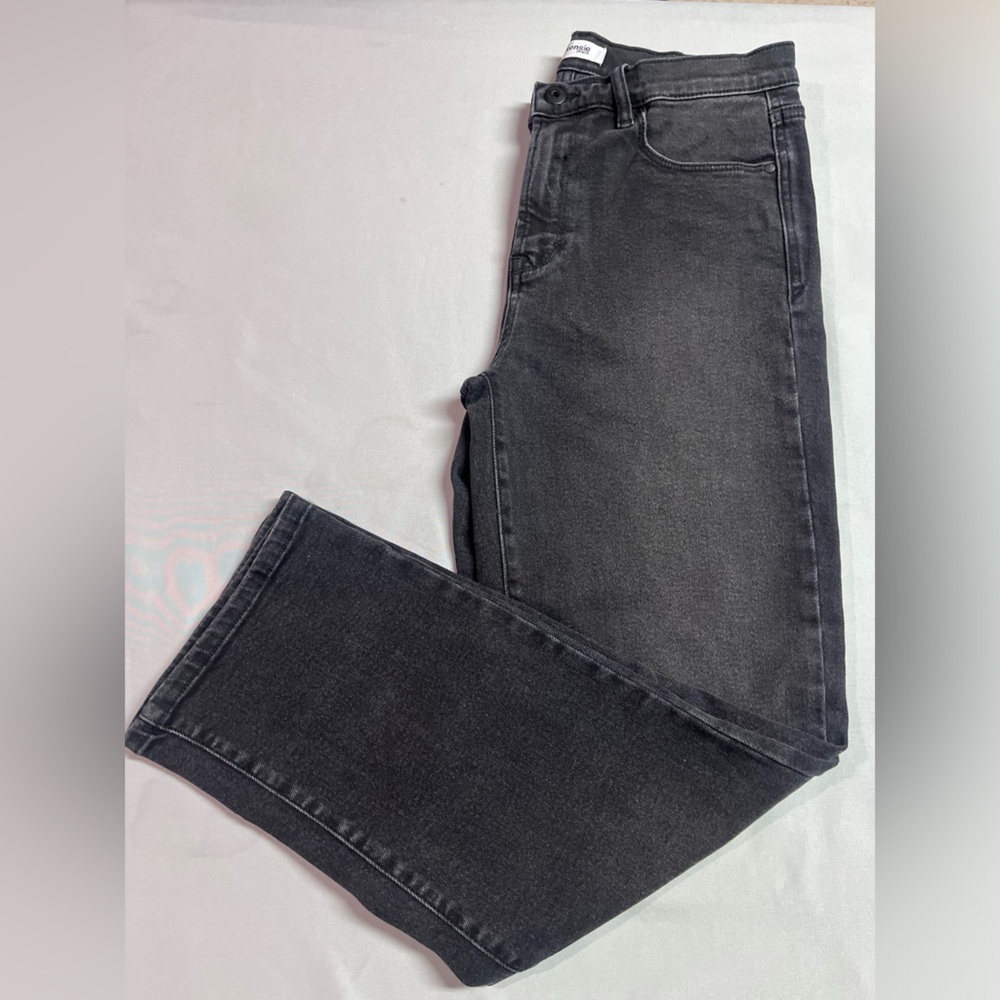 Kensie Jeans Women's High Rise straight leg NWOT - Picture 4 of 5